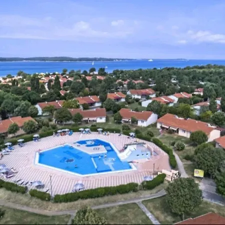 Apartament Lux Camp Bi Village, Mobile Buba Fažana