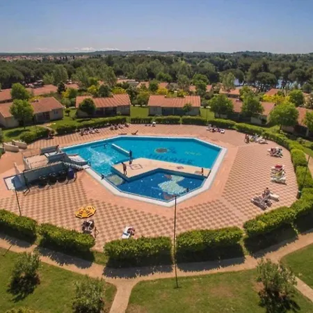 Apartament Lux Camp Bi Village, Mobile Buba