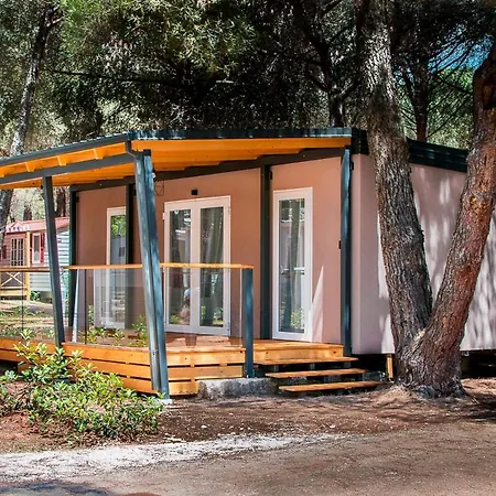 Lux Camp Bi Village, Mobile Buba *