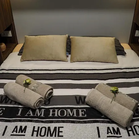 Apartment Lux Camp Bi Village, Mobile Buba